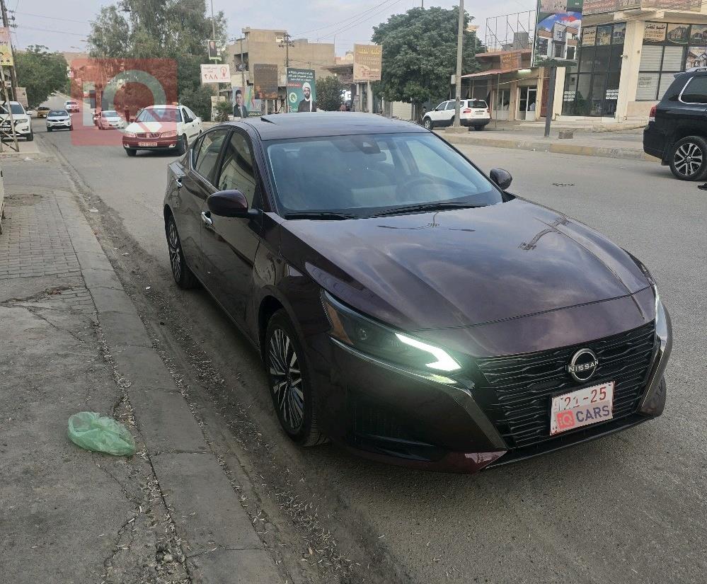 نيسان ألتيما